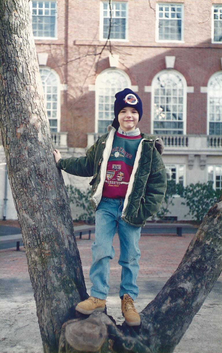 14. Su hijo en el campus de Harvard 1994 1 1